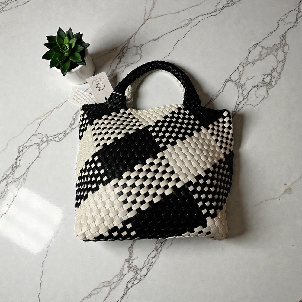Queennoris Woven Tote Handbag Black White Geometric Pattern Accent Bag - Picture 5 of 11